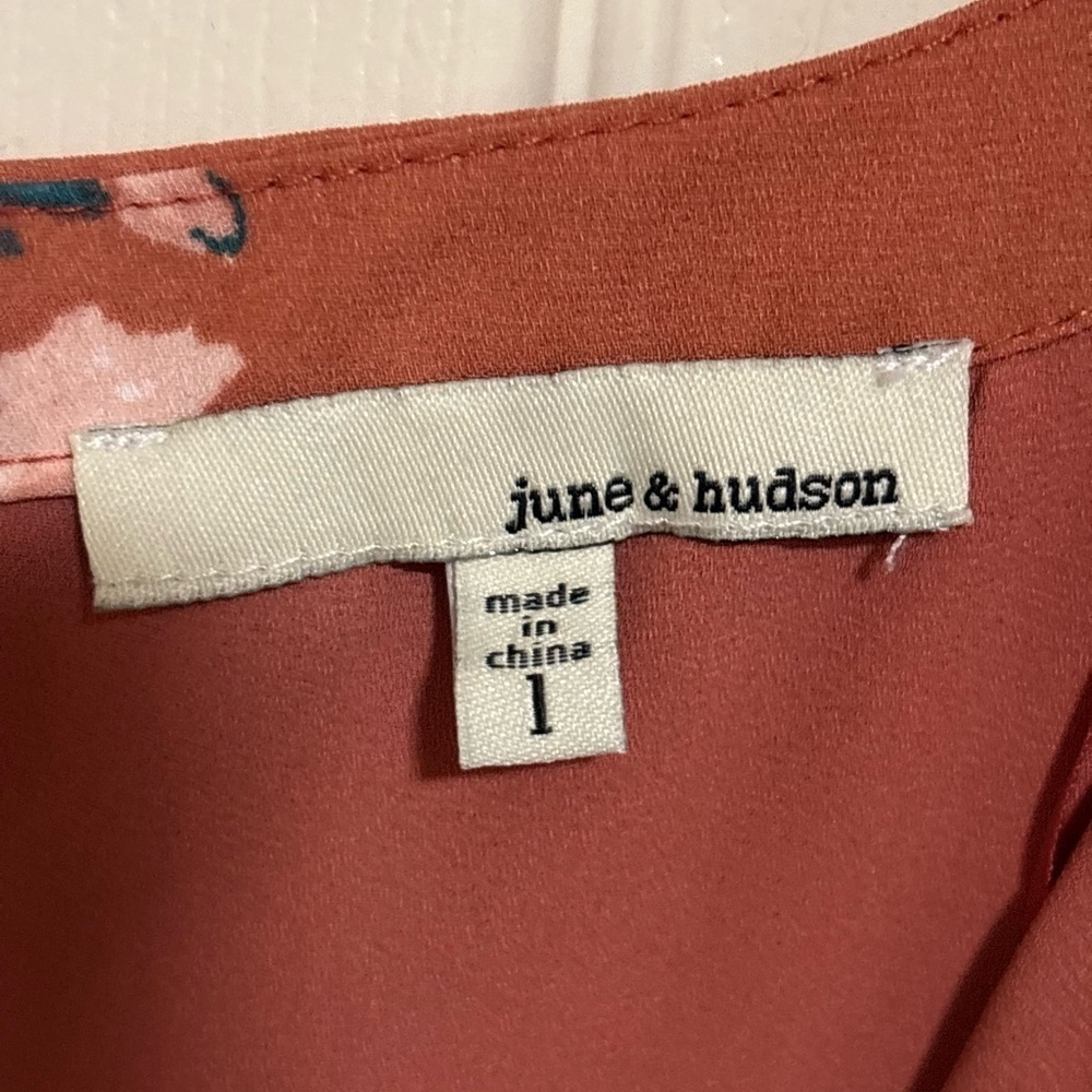June & Hudson Floral spring Wrap Hi-Low Lace-Up Back bold print vacation dress - Picture 8 of 8